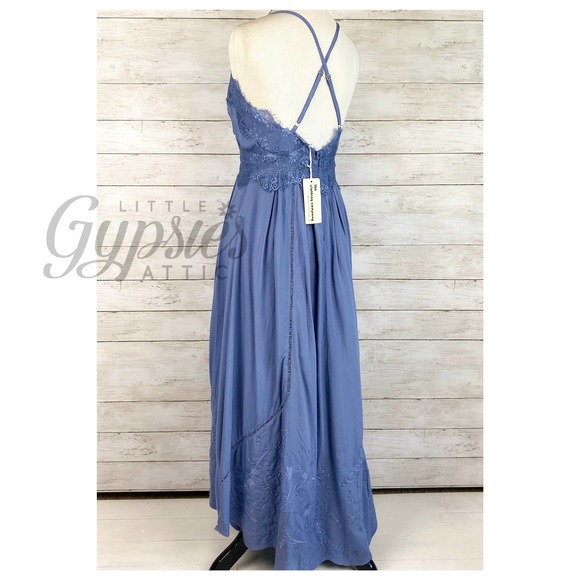 Love Poems and Dreams Midnight Maxi Dress - Picture 6 of 11